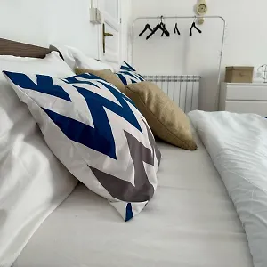 Via Zara Albergue