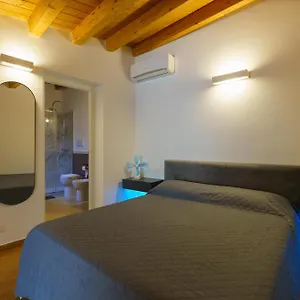Maquedino & Terrace - Cozy Loft Affittacamere